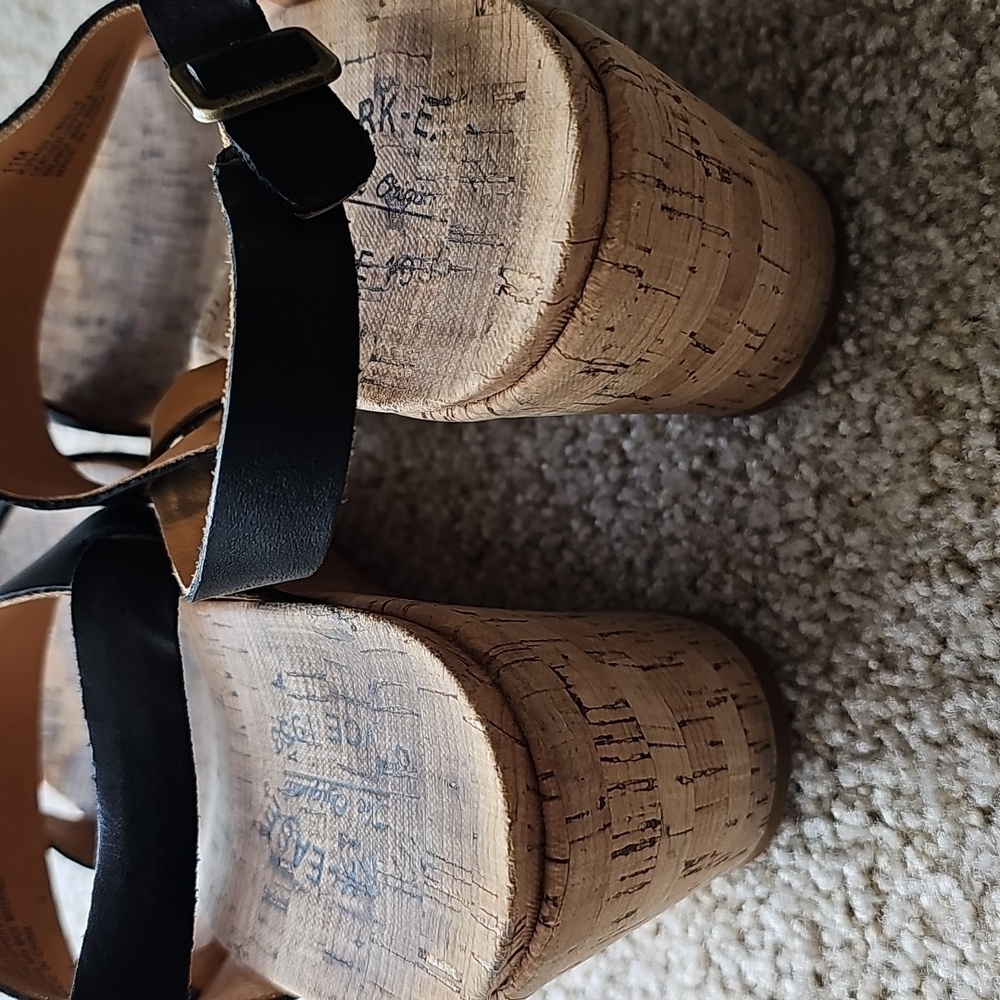 KORK EASE Sandals - Picture 7 of 9